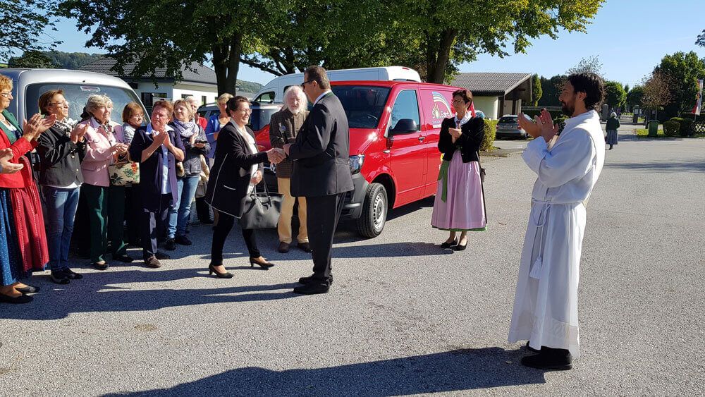 2018 Schlüsselübergabe an Frau Kraiger Autosegnung